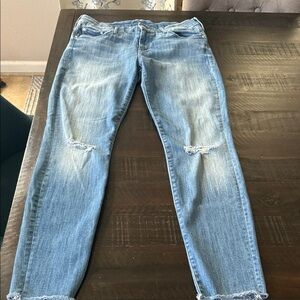 MOTHER Looker Ankle Fray Distressed Jeans